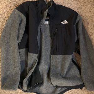 Women’s North face Denali